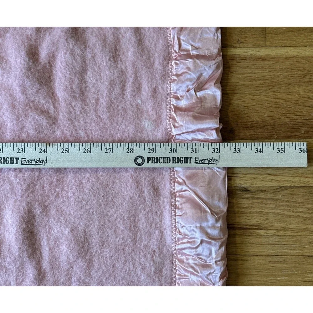 Vintage Satin Trim Acrylic Baby Blanket Pink Retro Crib 48